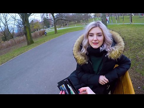 ❤️ Ya hadiye zazzafar baƙo don kuɗi - busa a wurin shakatawa ta Eva Elfie ❌ Batsa